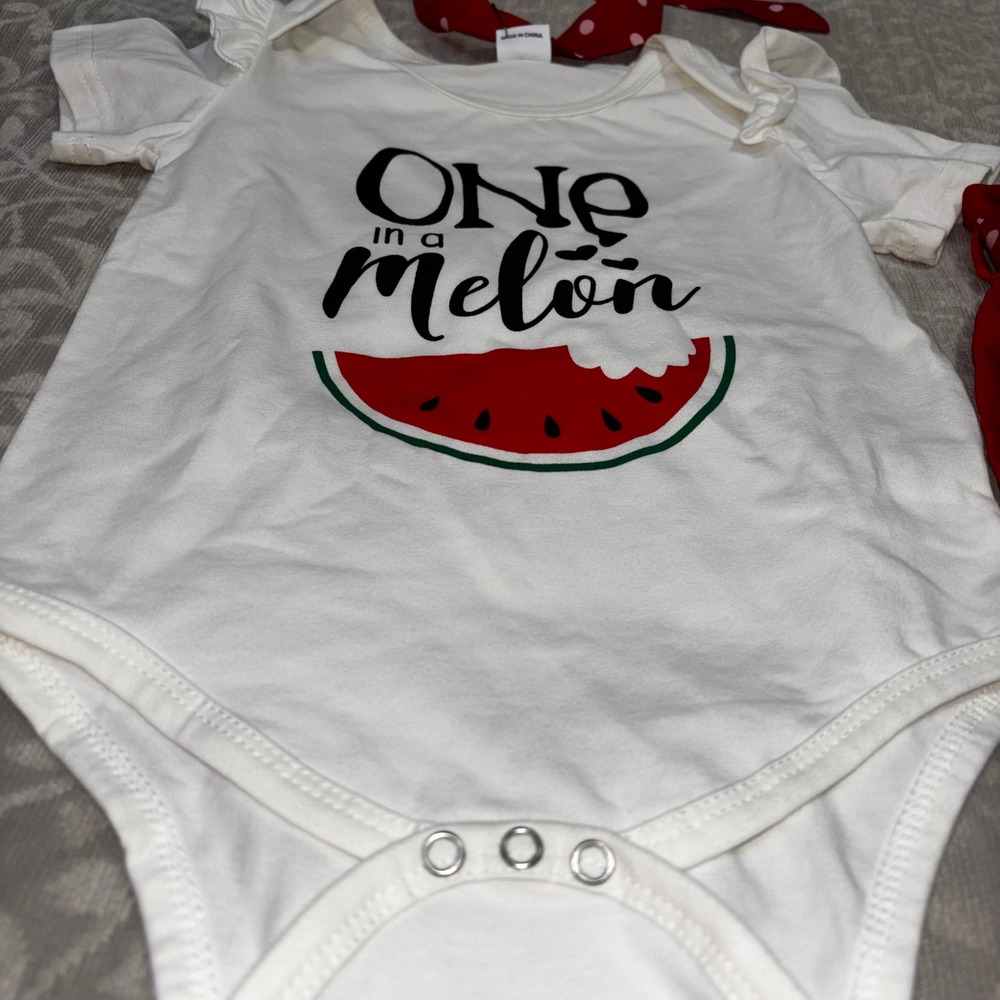 One in a Melon Baby Girl 3pc Set Bodysuit Shorts Headband Red White 18-24M (C26) - Picture 12 of 14